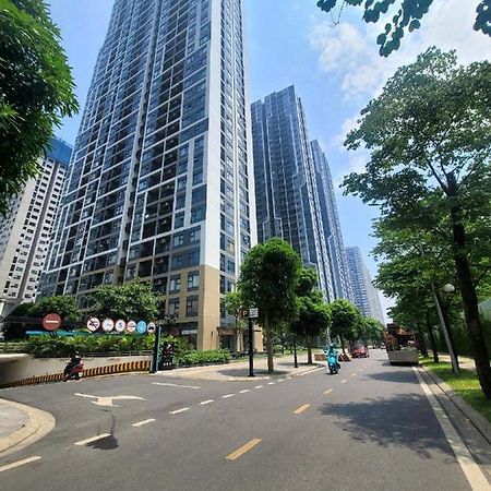 Zzz Studio-02-Joy-Sakura Vinhomes Smart City Hanoi Exterior photo